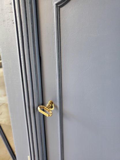 Buffet anglais bleu profond