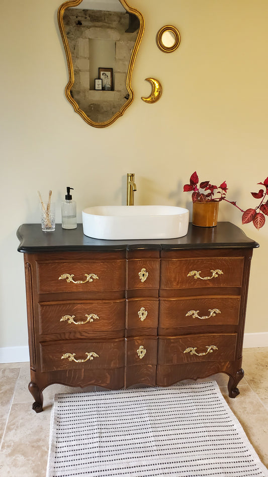 Meuble vasque en chêne massif style Louis XV